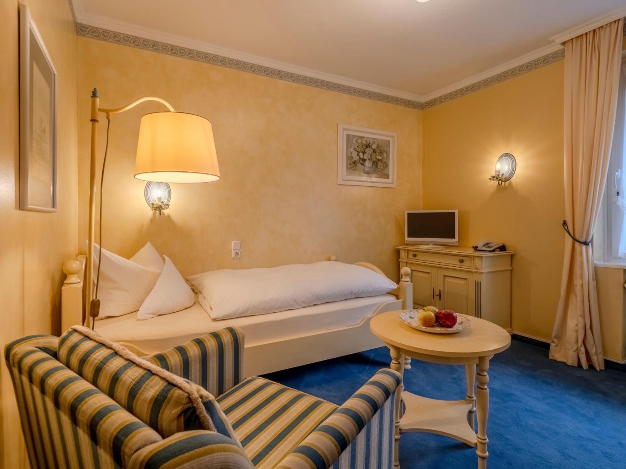 Hotel Wiesbaden Wenningstedt-Braderup Buitenkant foto